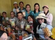 bupati humbahas tinjau rumah produksi pkk, dorong ekonomi keluarga desa bangkit dan mandiri