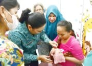 bulan bhakti ibi 2026, tp pkk tapteng hadiri kb gratis dan imunisasi serentak