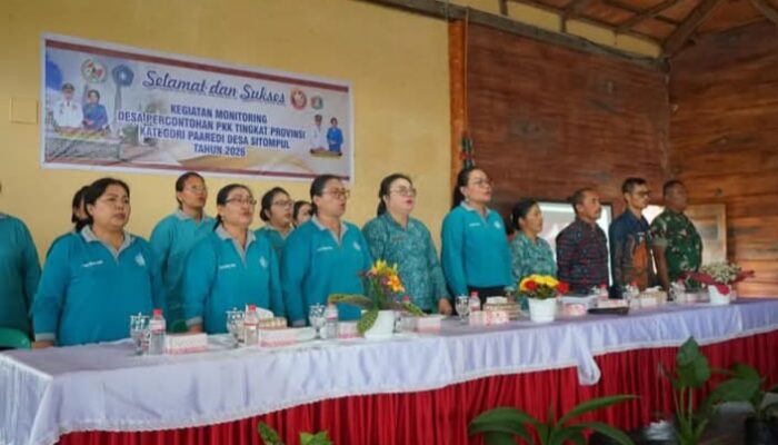 tp pkk taput monitoring desa percontohan paaredi di desa sitompul