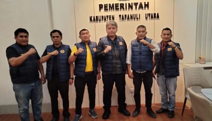 orang tua di taput rindukan sma unggulan, pwi bonapasogit sampaikan aspirasi ke wabup