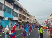 diguyur hujan, ribuan buruh tetap antusias ikuti jalan santai may day 2026 di pematangsiantar