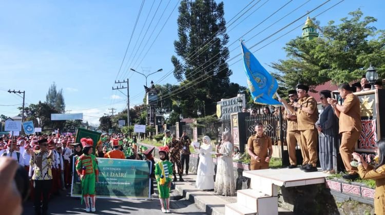 meriah! bupati dairi lepas pawai ribuan kontingen mtq ke-51 tahun 2026
