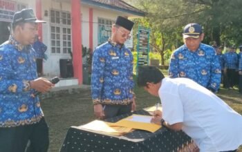 Apel kesadaran nasional di pandan, kepling dan aparatur diminta jangan main-main jalankan tugas apel kesadaran nasional di pandan, kepling dan aparatur diminta jangan main-main jalankan tugas