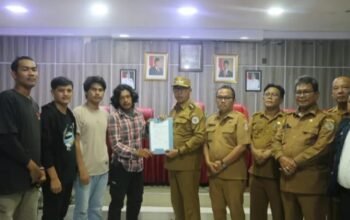 Kelangkaan pupuk bersubsidi disorot mahasiswa, bupati taput siap bentuk satgas kelangkaan pupuk bersubsidi disorot mahasiswa, bupati taput siap bentuk satgas