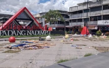 usai pesta tapanuli 2026, alaman bolak padangsidimpuan dipenuhi sampah