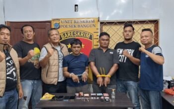 digerebek tengah malam, bandar sabu di gunung malela ditangkap polisi