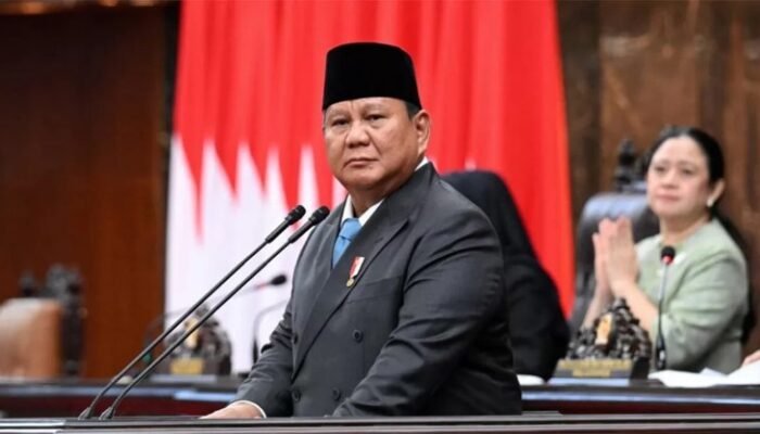 prabowo sebut gaji guru naik 300%, 3 detik kemudian dibantah sendiri