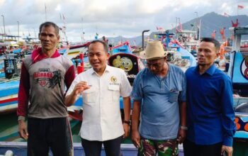 anggota komisi iv dpr ri riyono menegaskan subsidi bahan bakar minyak jenis solar bagi nelayan kecil perlu tetap dipertahankan di tengah gejolak energi global yang mulai berdampak pada sektor perikanan.
