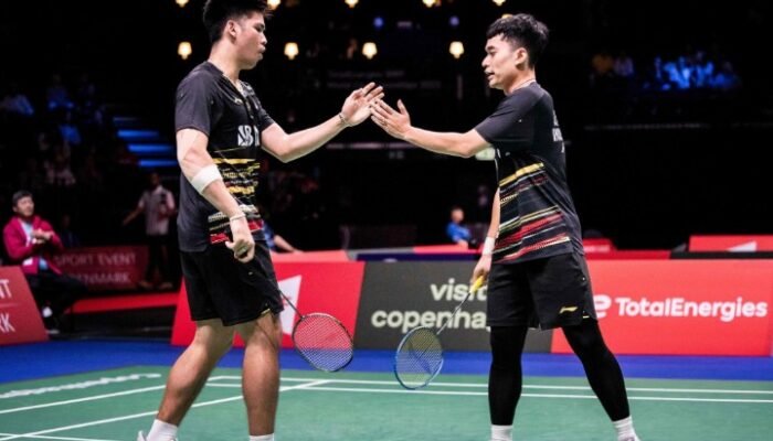 leo/daniel melaju ke final thailand open 2026, gulung wakil china dua gim 