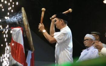 sekda lepas pawai takbir keliling idul adha 1447 h di banda aceh, ini pesan gubernur