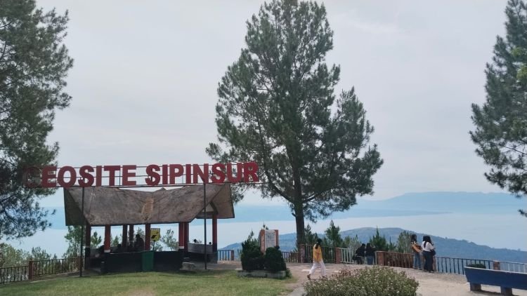 ribuan tiket geosite sipinsur terjual sepekan, hari biasa masih sepi
