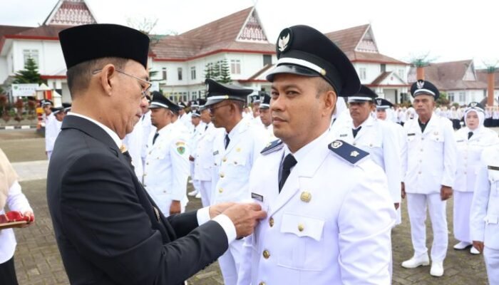 bupati tapsel warning kades baru, jangan main-main dengan blt dan dana desa