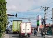 lampu lalu lintas mati di pematangsiantar, pengendara keluhkan risiko kecelakaan