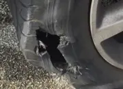ban bocor massal di tol jagorawi arah bogor, jasa marga tanggap cepat atasi insiden!