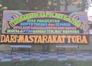 viral di toba, papan bunga di depan polres jadi sorotan publik