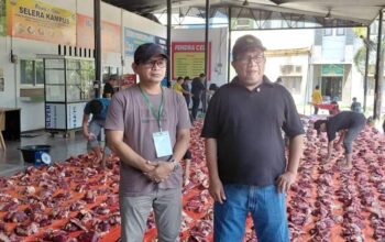 Unmuha sembelih 14 hewan kurban, salurkan 780 paket daging untuk masyarakat unmuha sembelih 14 hewan kurban, salurkan 780 paket daging untuk masyarakat