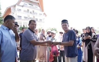 perdana di toba, asn muslim dapat daging kurban dari pemkab saat idul adha