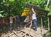 polisi dan warga ujung padang bakar gubuk diduga tempat pesta narkoba
