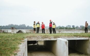 pemko medan normalisasi 21,46 km drainase dan perbaiki 4,18 km jalan