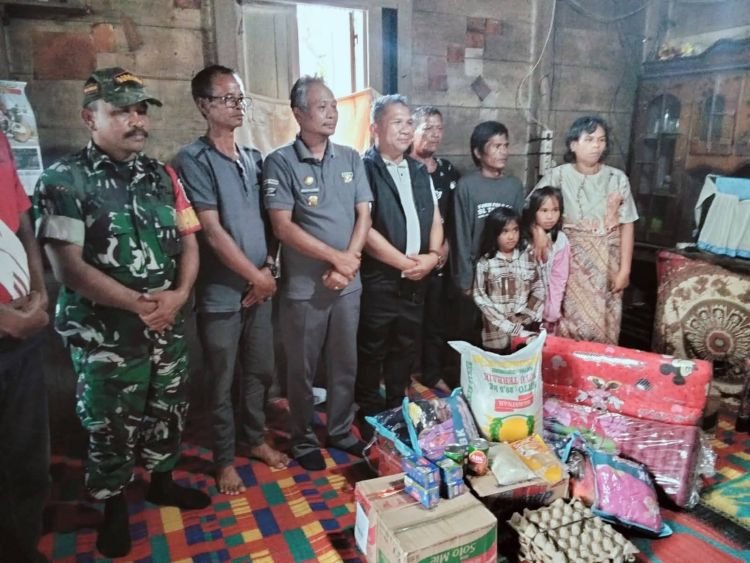 rumah terbakar saat memasak, pemkab humbahas gerak cepat bantu korban di parlilitan