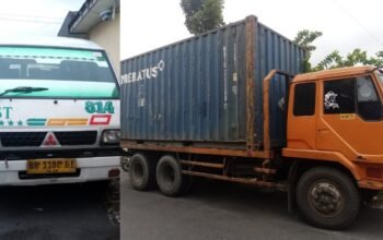 “kedua sopir sudah diamankan. sopir truk bernama indomer pasaribu (53 tahun) diamankan di medan, sementara sopir kbt bernama riston manurung (56) diamankan di tarutung,” ujar ipda edi, jumat (8/5/2026).