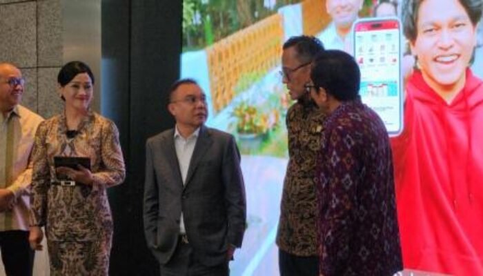 ihsg terjun bebas, dasco hingga rosan roeslani datangi gedung bei