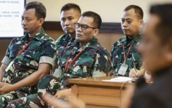 empat prajurit tni penyiram air keras aktivis kontras dituntut 2,5 tahun penjara