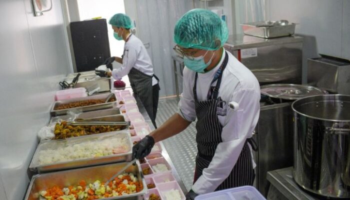 dana belum cair, dapur mbg di sejumlah daerah hentikan operasional sementara
