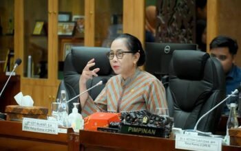 pimpinan komisi x dpr: kemdiktisaintek harus berani perjuangkan anggaran