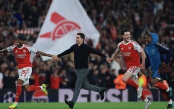 noni madueke menyerang balik para pembeci arsenal