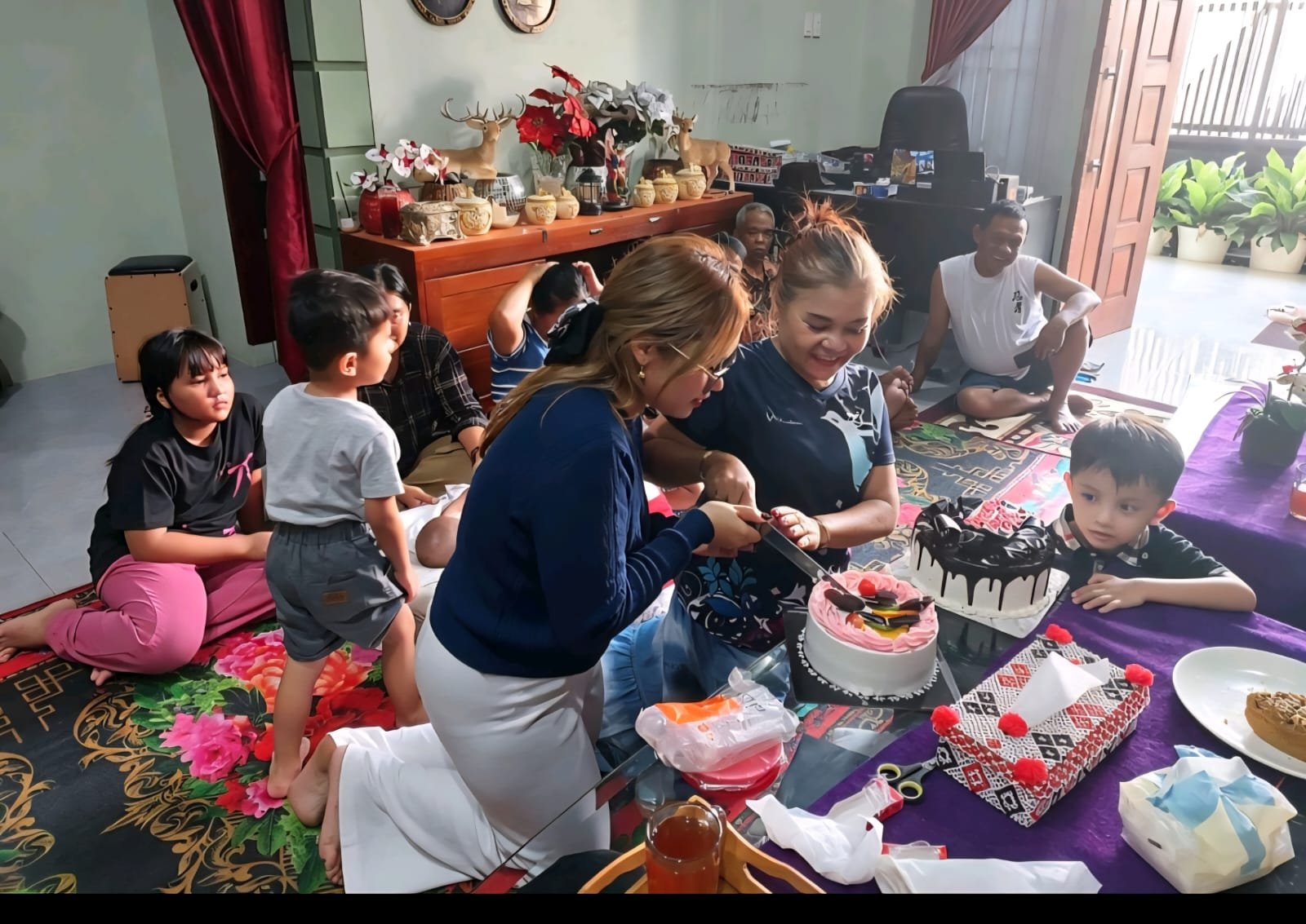 ulang tahun bersama ibu dan anak di pematangsiantar, momen syukur yang menghangatkan keluarga besar