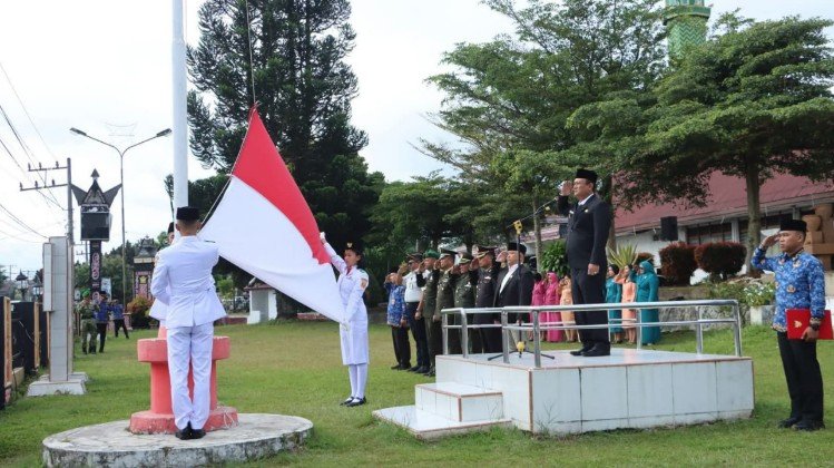 wabup dairi bacakan amanat kepala bpip pada upacara hari lahir pancasila