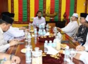 ‎mualem sambut kunjungan pimpinan mpu aceh
