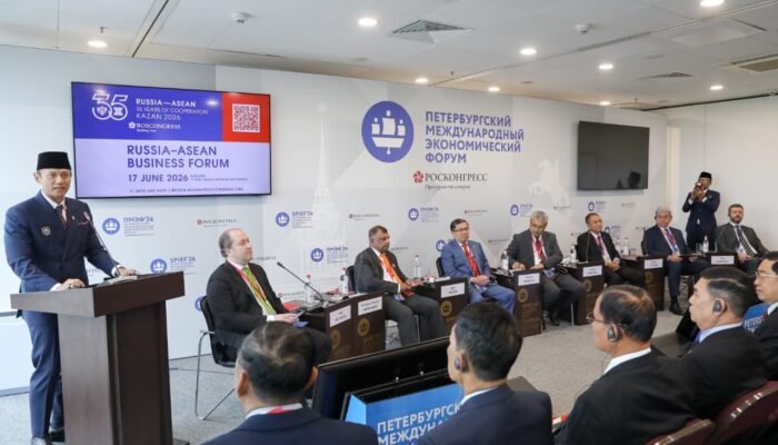 di rusia, menko ahy: indonesia siap jadi jembatan asean–eurasia dan pemimpin infrastruktur hijau