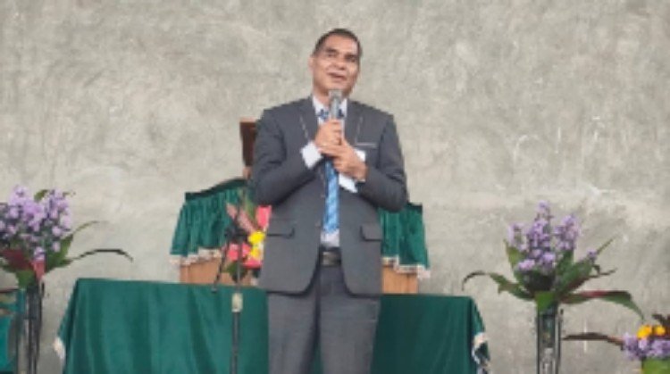 wakili bupati, kadis pmptsp humbahas hadiri penggalangan dana pembangunan hkbp siborboron