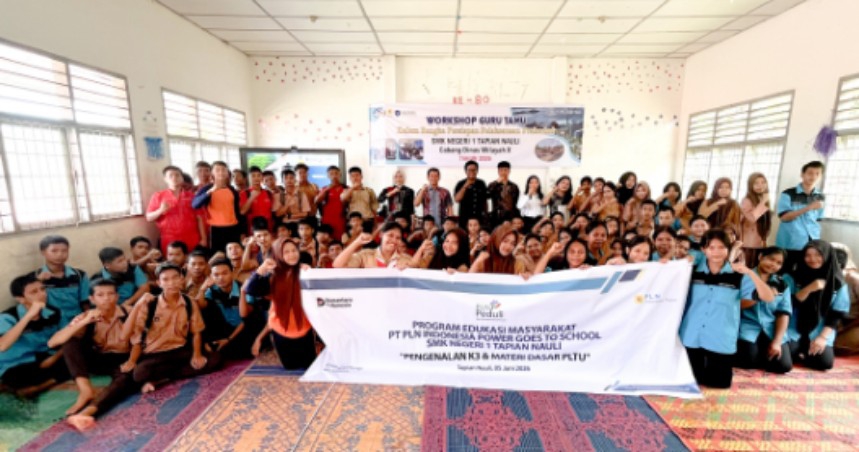 PLN Indonesia Power Kenalkan Dunia PLTU dan K3 kepada Siswa SMKN 1 Tapian Nauli