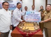 Perumda tirta uli siantar raup laba rp2,8 miliar, setor dividen rp1,35 miliar perumda tirta uli siantar raup laba rp2,8 miliar, setor dividen rp1,35 miliar