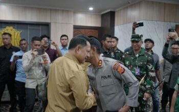 Kapolda aceh sambut kunjungan kerja mendagri tito karnavian di aceh kapolda aceh sambut kunjungan kerja mendagri tito karnavian di aceh