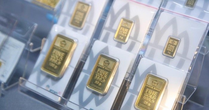 harga emas anjlok selama sepekan, antam turun rp61 ribu per gram