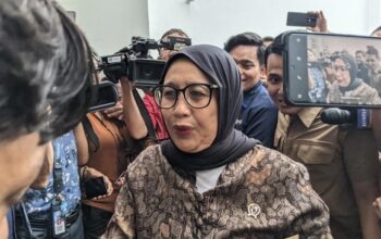 dari wartawan hingga kepala bgn, ini jejak karier nanik deyang