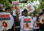 viral! partai kecoak guncang politik india, ribuan anak muda turun ke jalan