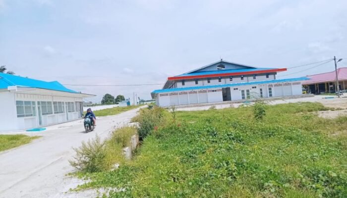 pedagang keluhkan kondisi pasar modern perdagangan, relokasi ditolak