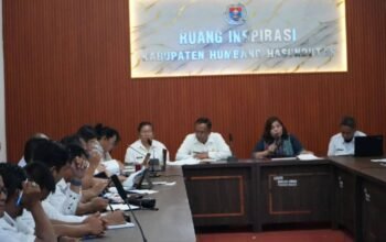Pemkab humbahas evaluasi posyandu 6 spm, perkuat layanan terintegrasi di desa pemkab humbahas evaluasi posyandu 6 spm, perkuat layanan terintegrasi di desa