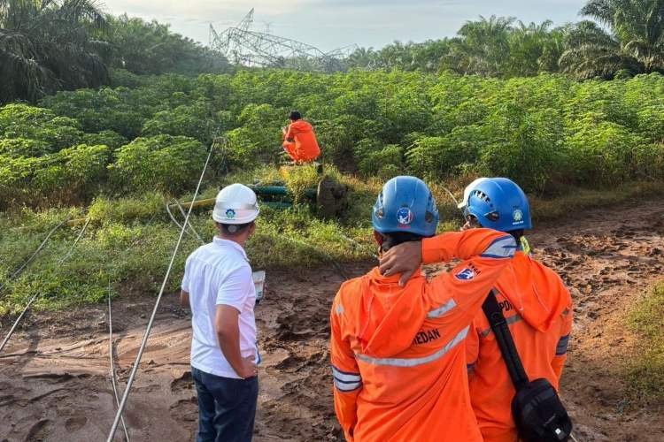 12 tower pln roboh di sumut, pemadaman bergilir berlaku hingga sepekan
