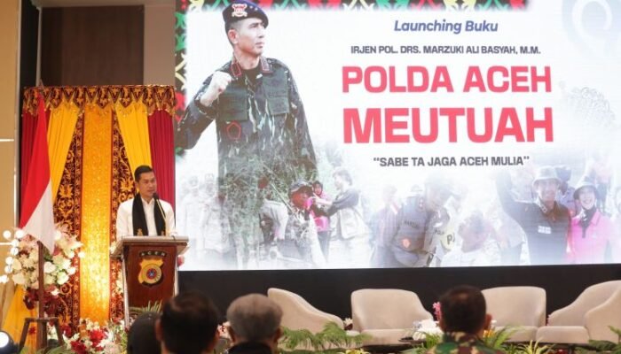 sekda aceh soroti makna buku polda aceh meutuah untuk generasi mendatang