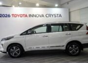 toyota innova crysta 2026 hadir dengan desain baru dan fitur premium