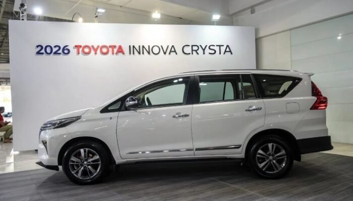 toyota innova crysta 2026 hadir dengan desain baru dan fitur premium