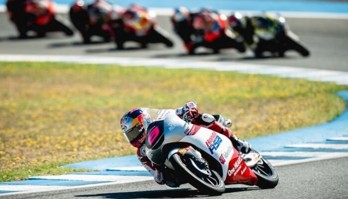 veda ega finis ke-15 dan raih poin di moto3 hungaria 2026