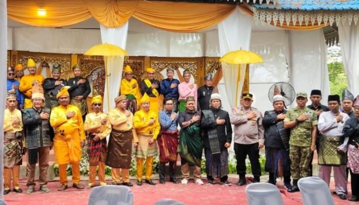 majelis kedatukan melayu batu bara resmi dilantik perkuat pelestarian budaya